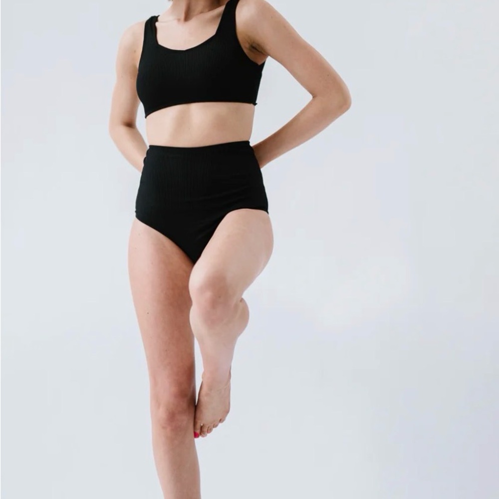 Black Ribbed bikini top